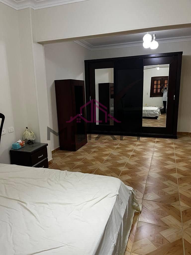 3 photo_5976790207975590869_y. jpg