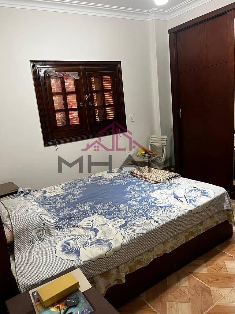 4 photo_5976790207975590870_y. jpg