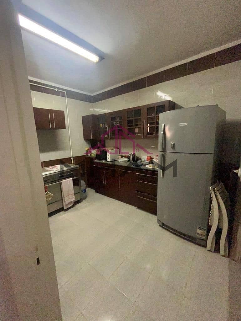 8 photo_5976790207975590868_y. jpg