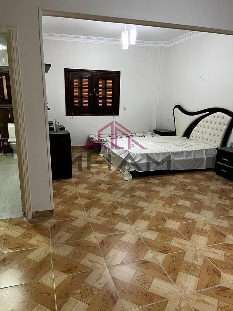 13 photo_5976790207975590879_y. jpg