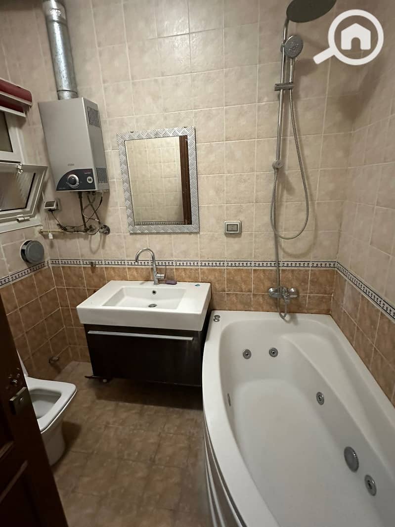 13 6695210c0c5b6_1701790836656f4474f15b8. jpeg