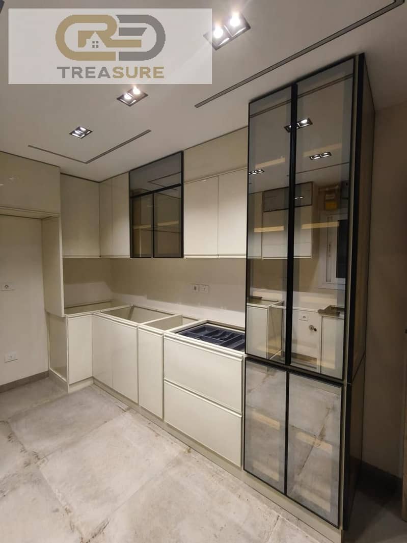 8 WhatsApp Image 2026-01-07 at 3.37. 29 PM (3). jpeg