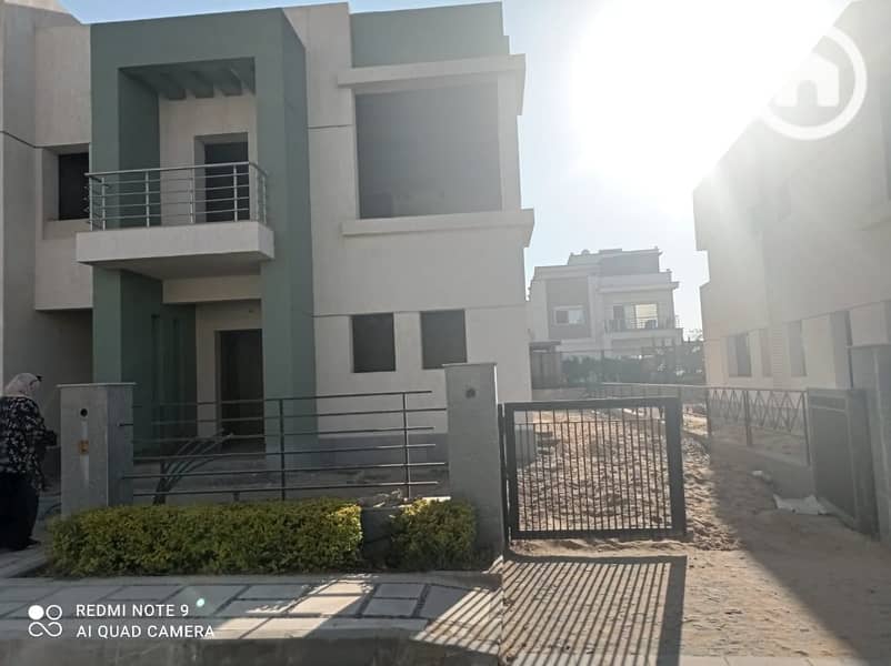 12 238387729_1034284970697085_1754673716286958106_n. jpg