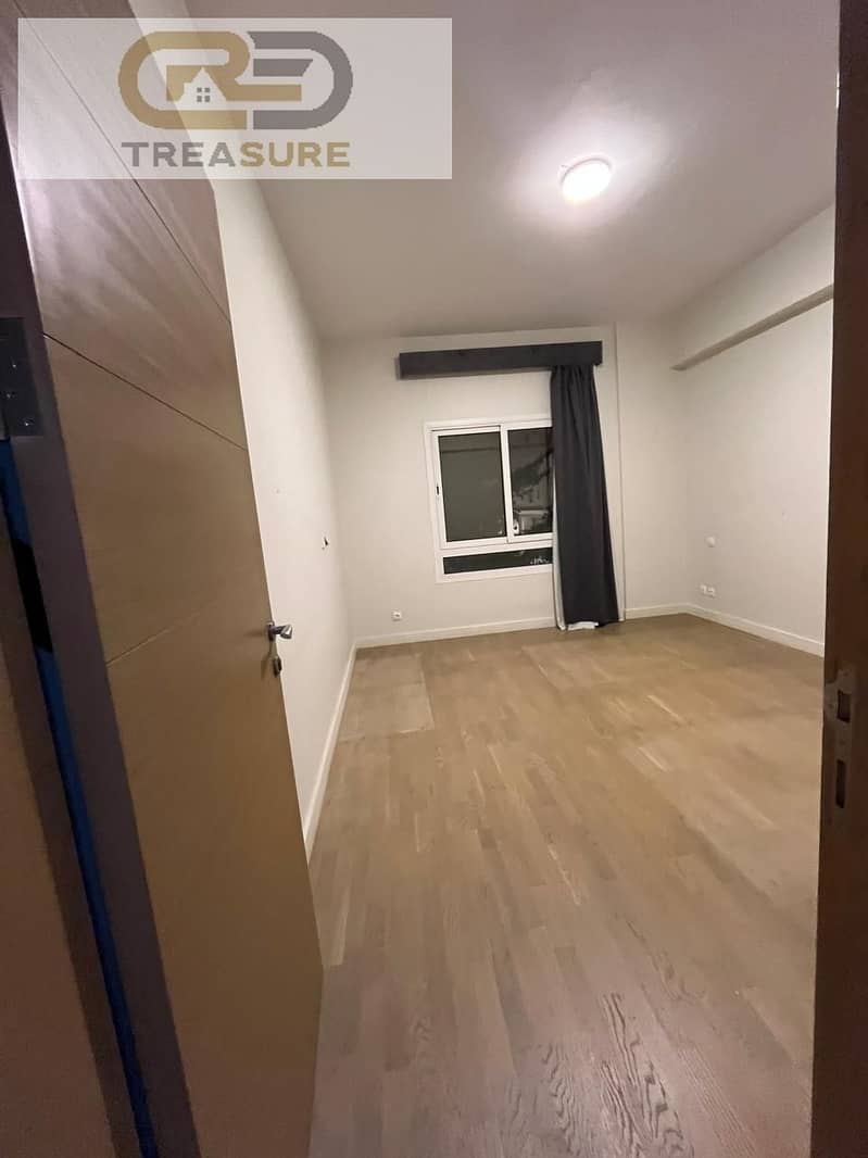 4 WhatsApp Image 2026-01-07 at 3.38. 13 PM (3). jpeg