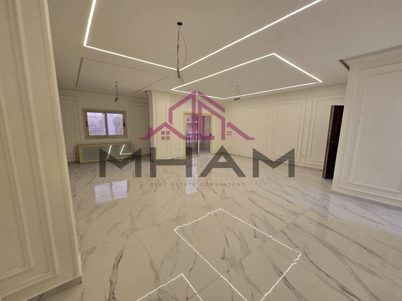 14 photo_5976790207975590861_y. jpg