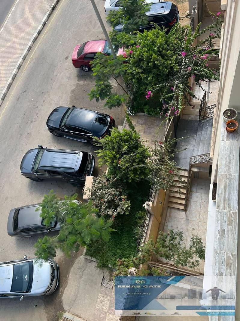 23 eb6f6a7e-4347-4fc0-ba43-bec63e3e4ef6. jpg