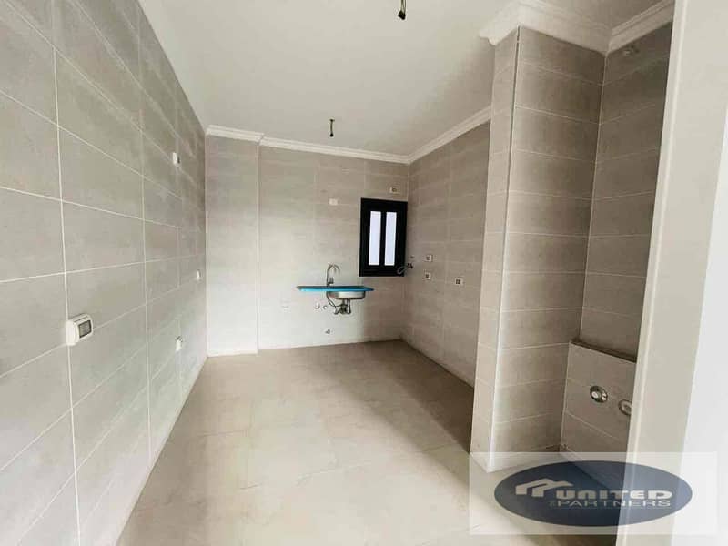 13 460ac9f6-d134-4f32-b1c2-b25c41621e46. jpg