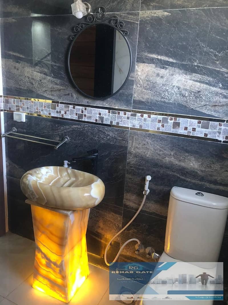 11 bb648412-e34f-4d27-84e8-3f34cc47800d. jpg