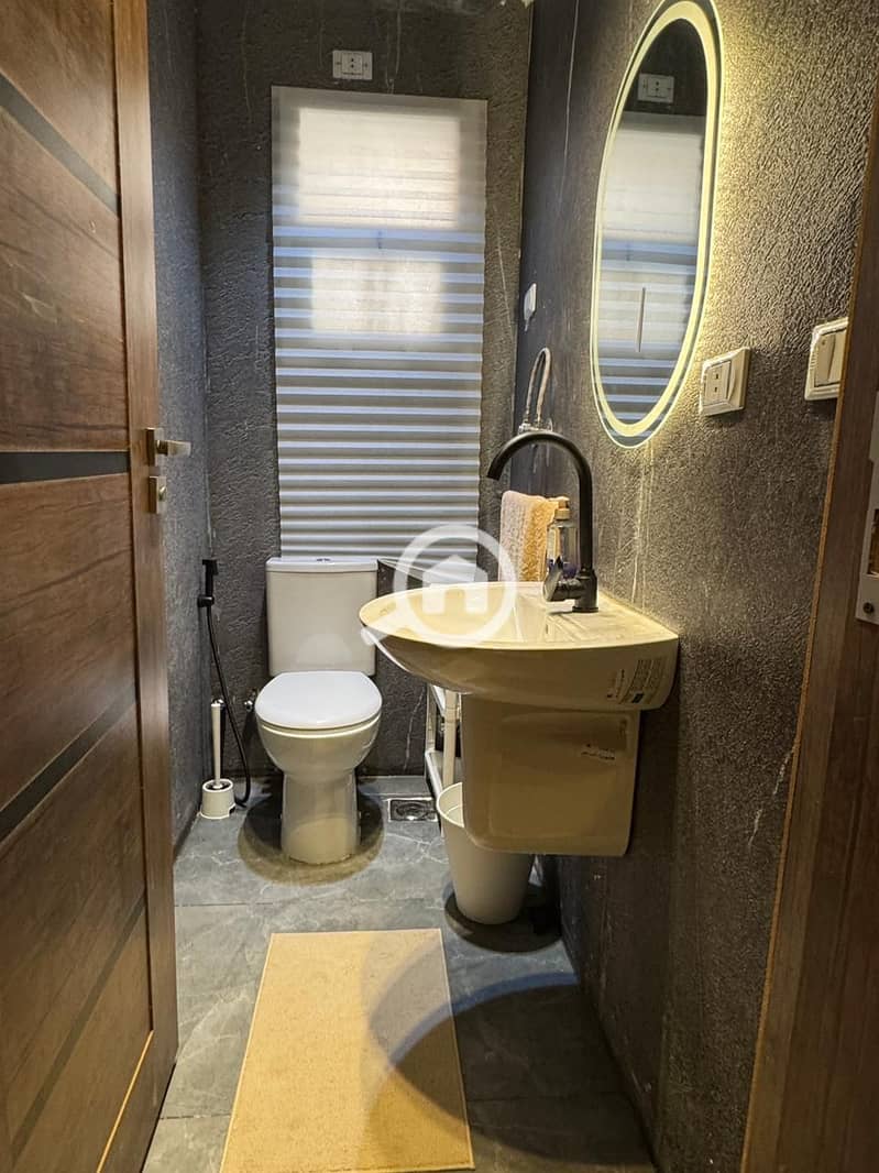 5 WhatsApp Image 2026-01-07 at 4.44. 19 PM (1). jpeg