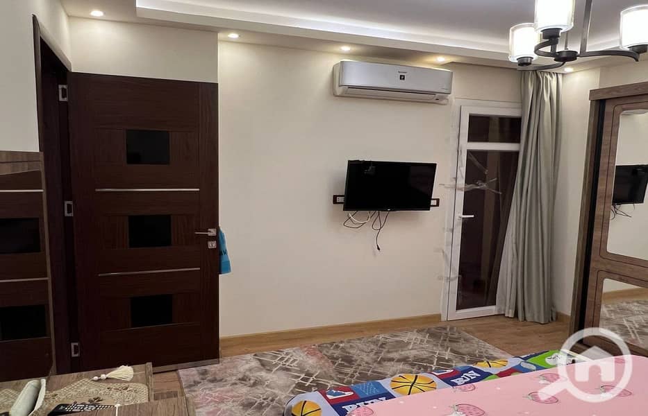 6 8aa67576-255a-4637-b130-27b65cc4b4dd. jpg