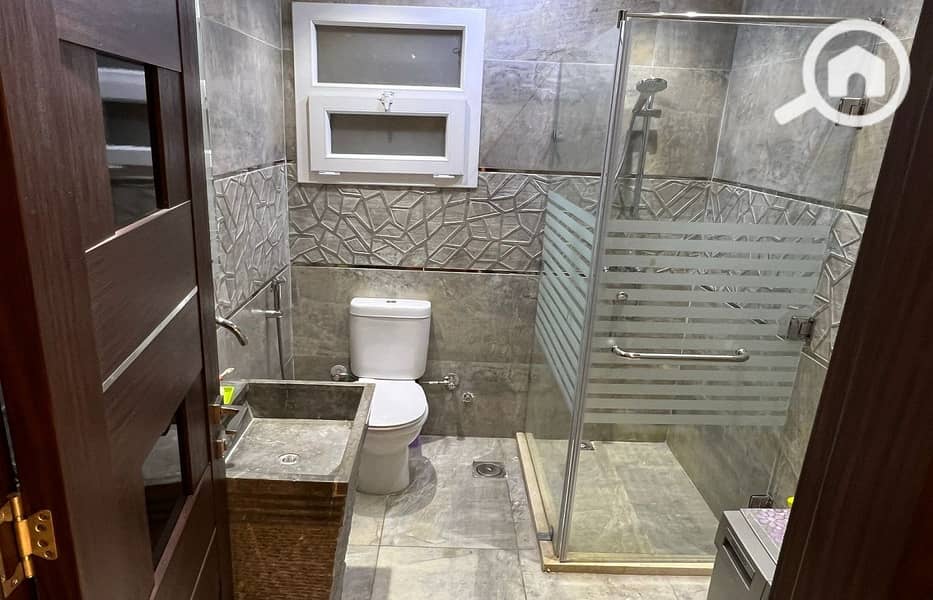 18 31e3856d-604c-4c80-93ab-9a7fd44fa174. jpg