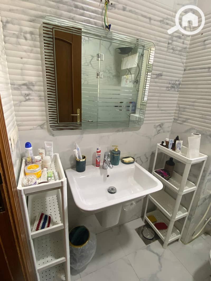 5 1793db72-b081-4354-86bf-a75cad912a00. jpg