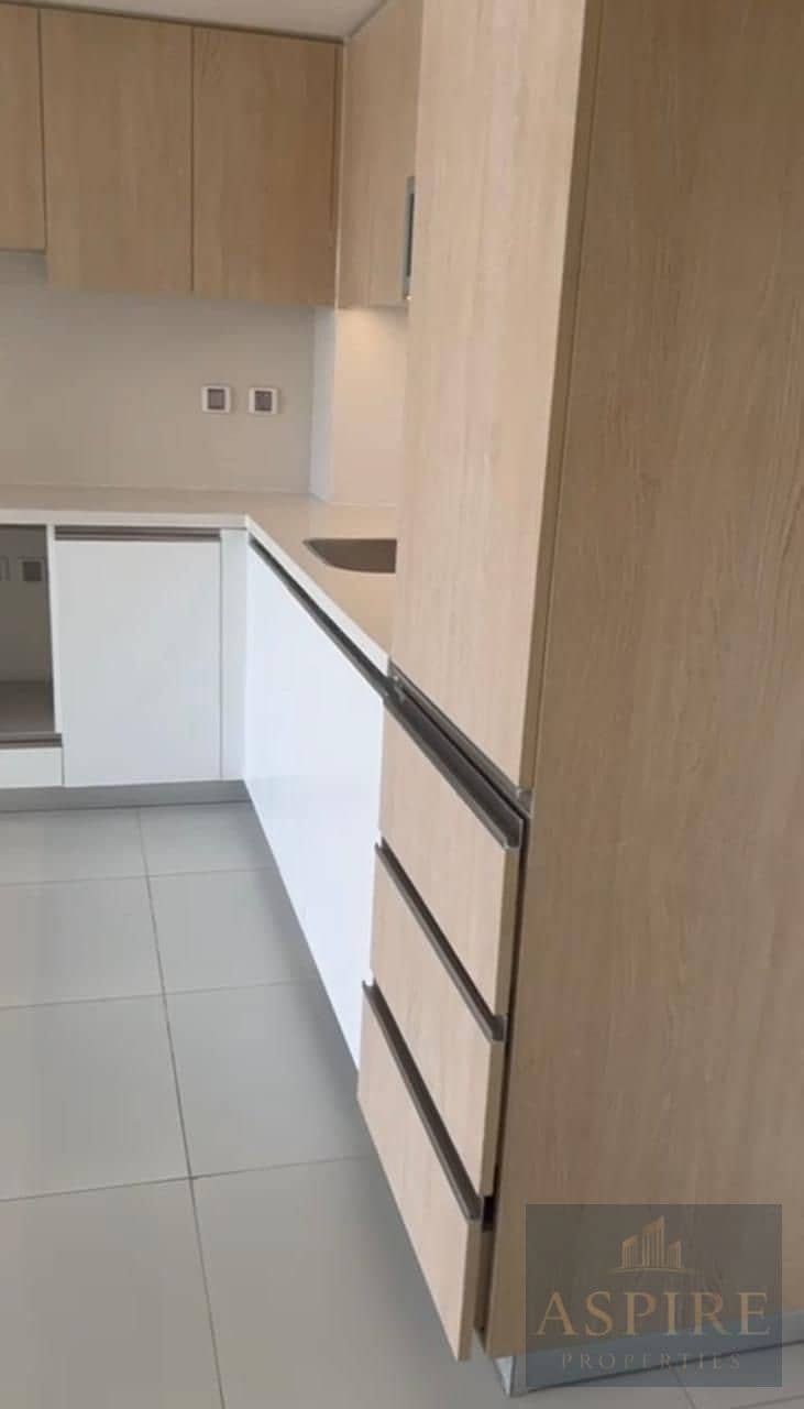 4 WhatsApp Image 2025-12-30 at 1.02. 55 PM (2). jpeg