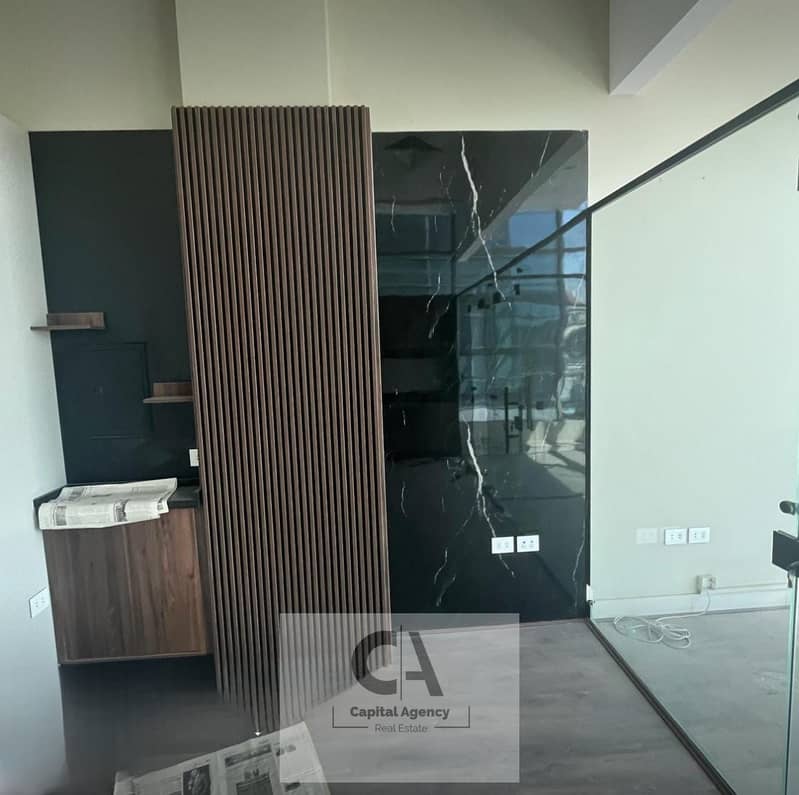 4 9a65d5cb-93b1-488a-abef-d965528d5fe0. jpg