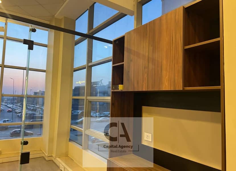 5 7036289f-8b4f-4cb9-b400-cec33e5cd24c. jpg