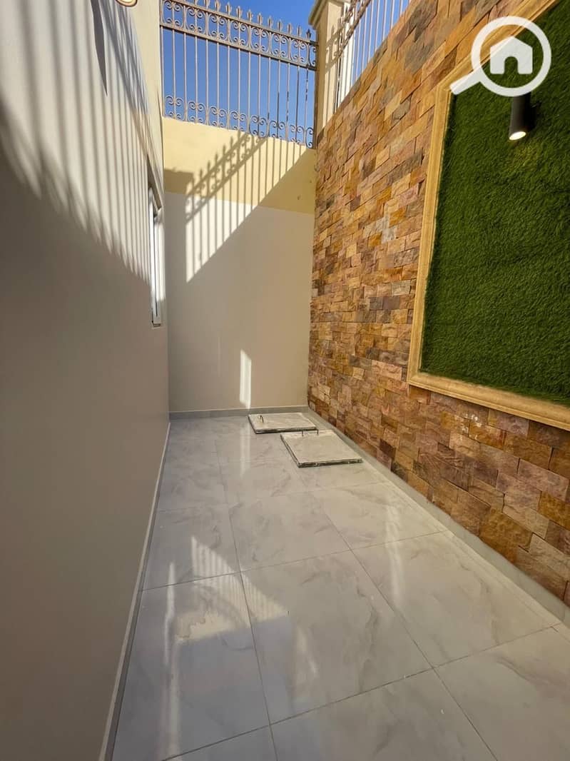 2 cdfb0a39-e40c-4ba8-8f3e-c740a70196f8. jpeg