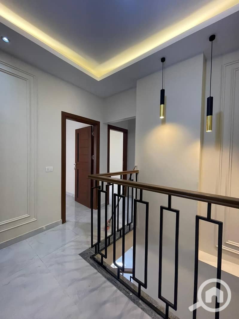 5 9fb2d304-279a-4235-8575-68fbcbfa6707. jpeg