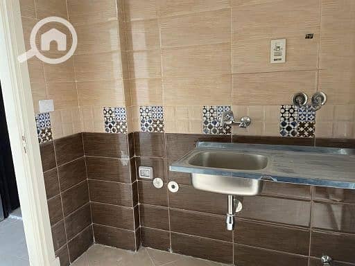 5 b127ed85-e688-4030-889d-0e7d9a7b0365. jfif. png