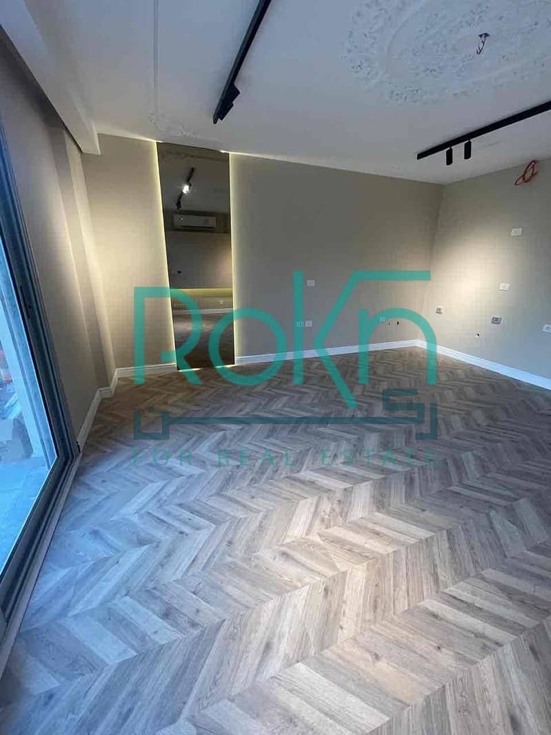 12 e41410e2-a6b5-42b7-adfe-65f65f3c5553. jpg