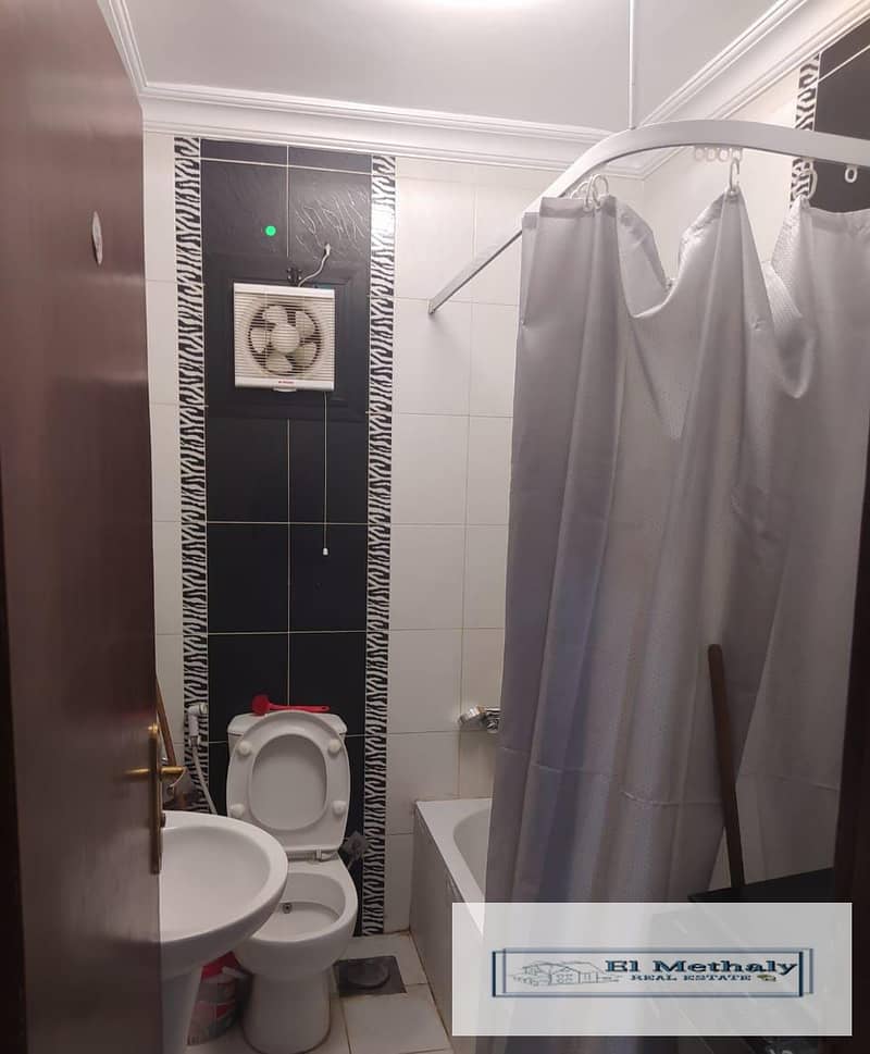 9 543352a6-5eda-424f-a7e8-218f85758244. jpg