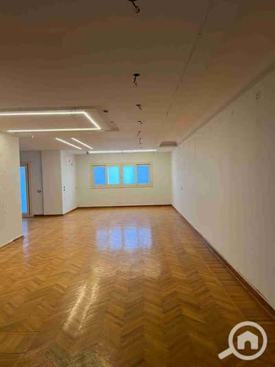 مکتب  للايجار في مدينة نصر، القاهرة - 1000546124. jpg