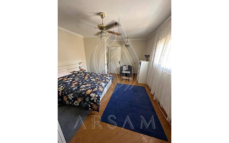 8 WhatsApp Image 2025-09-23 at 3.15. 09 PM (2). JPG