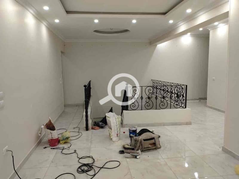 3 b4a91df0-e28b-469e-bd54-b2c48a619e95. jpg