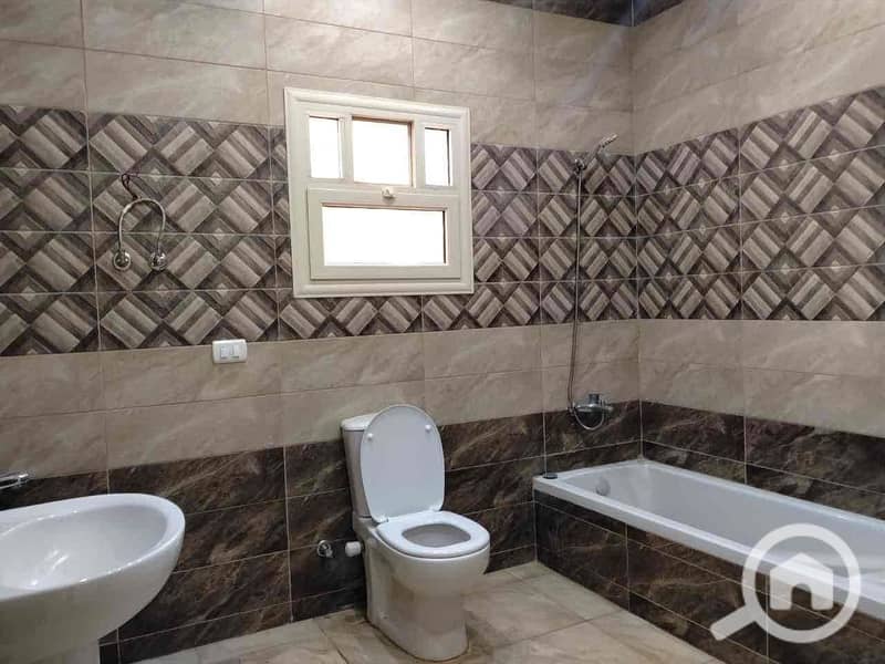 8 cf676d04-a443-4772-9e9d-4acd84f55e57. jpg