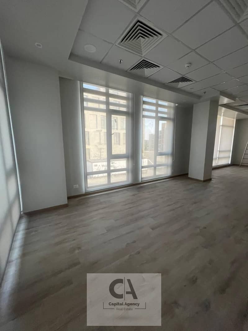 3 f1830c38-f9b3-41c3-ac74-3db8babe9c2f. jpg