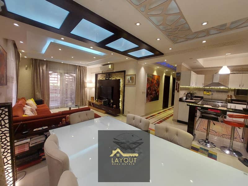 2 1de1b439-9d2f-4c1c-b67c-1d252f2b6ae0. jpg