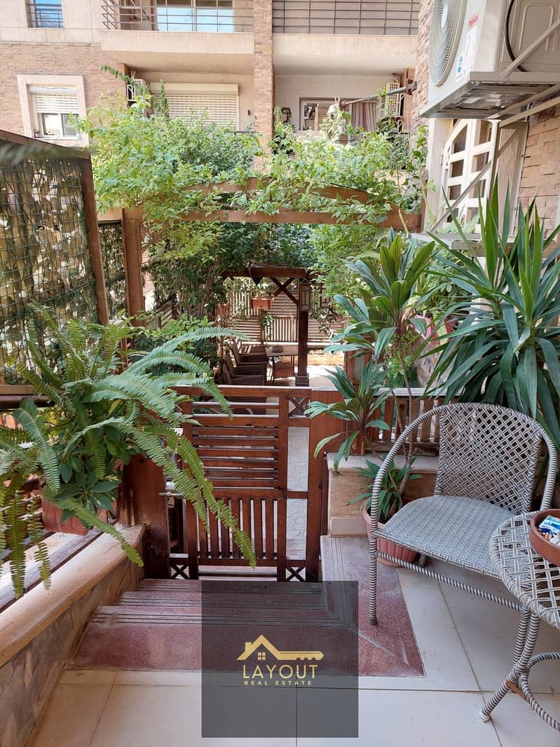 5 d8f54f4a-69d7-4956-90e4-a39146e1da49. jpg