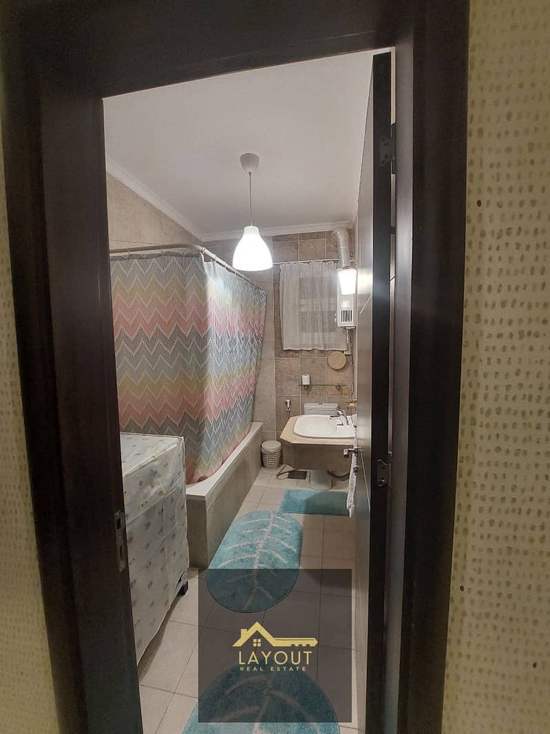 6 575b8bb6-500b-4169-a590-470a913a1eaf. jpg