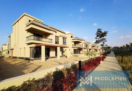 توين هاوس 4 غرف نوم للبيع في القاهرة الجديدة، القاهرة - IMG-20251201-WA0141. jpg