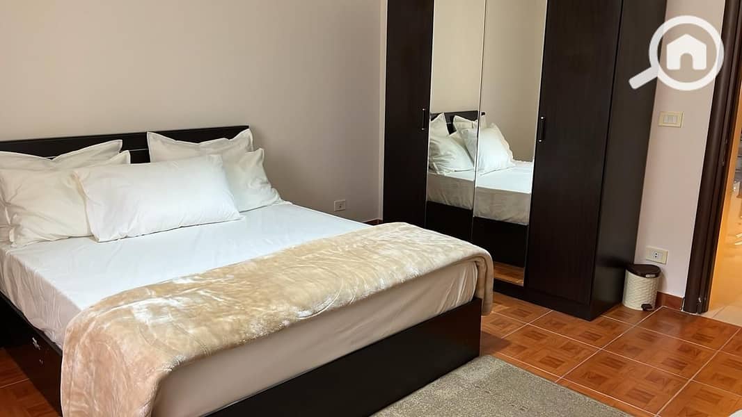 1000752283. jpg 1000752283. jpg