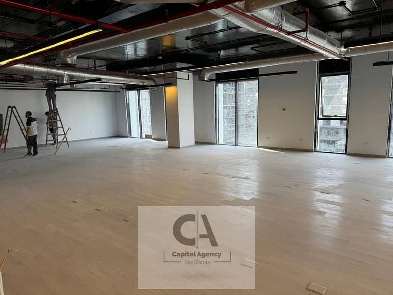 4 0fe1bb46-9c9c-410c-84b2-0d63ac744682. jpg