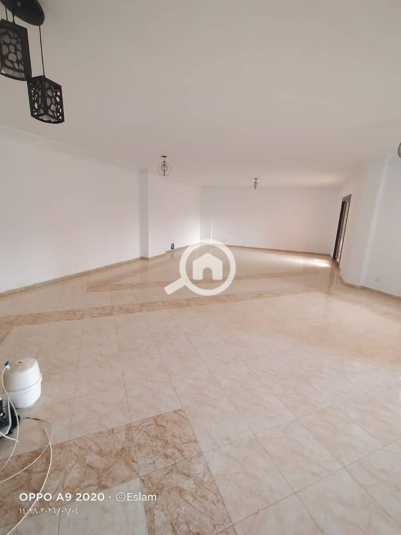 8 abbfb5c2-ed9f-47c9-8d91-2cf5c283b7d3. jpeg