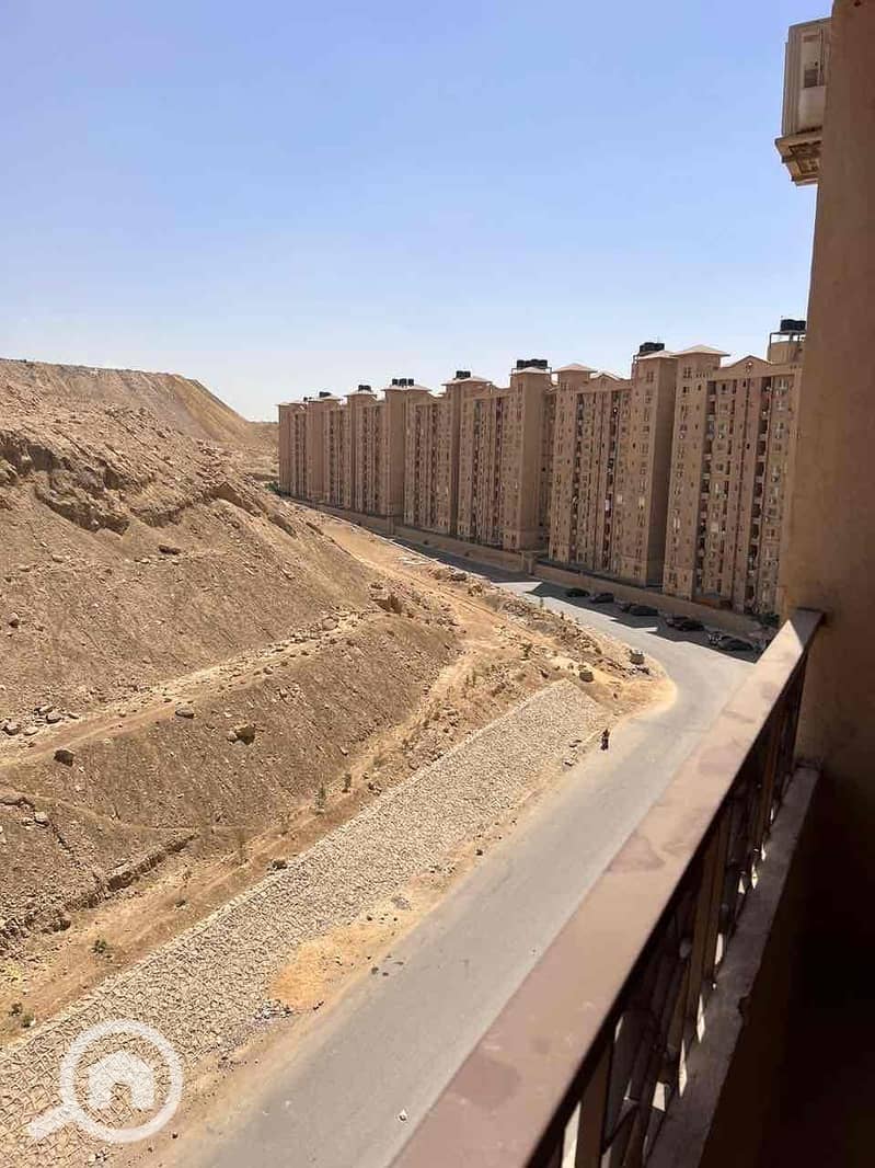 3 dfad682c-c97c-4a61-8539-41408b1df961. jpg