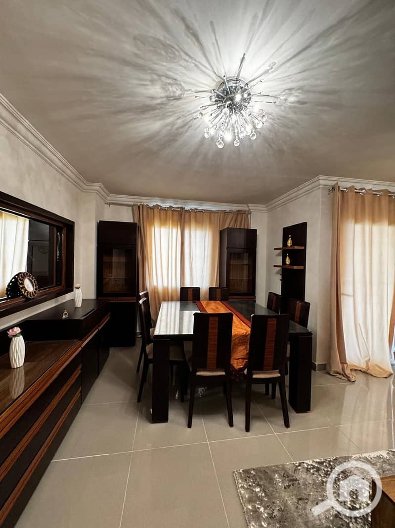 3 0307041b-ab54-4e12-a0f5-2eb7fd5694f4. jpeg