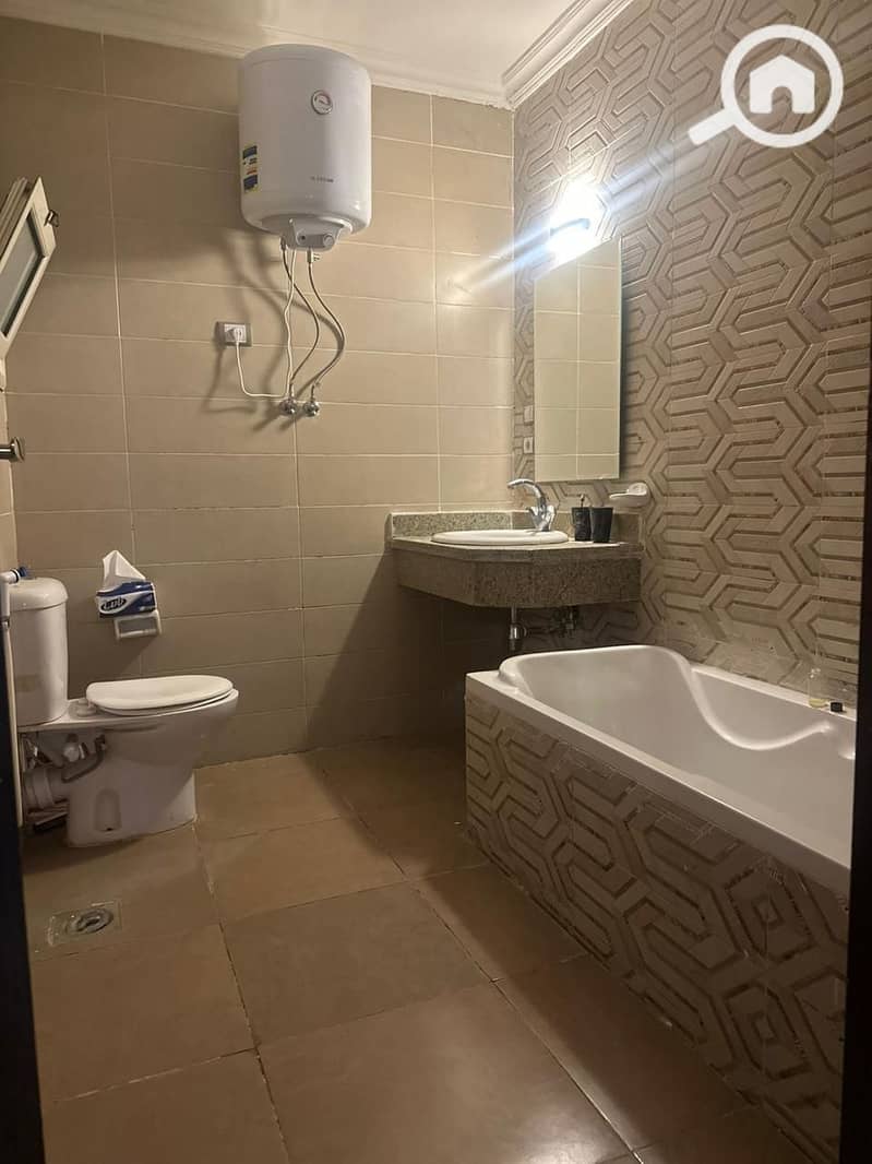 5 1d484c53-fcd6-4d55-8265-2863248ddb8c. jpeg