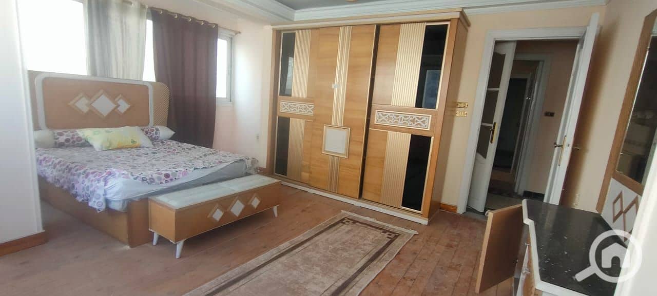 3 e533e4b3-8689-4f02-a37b-1d35d1035510. jpg