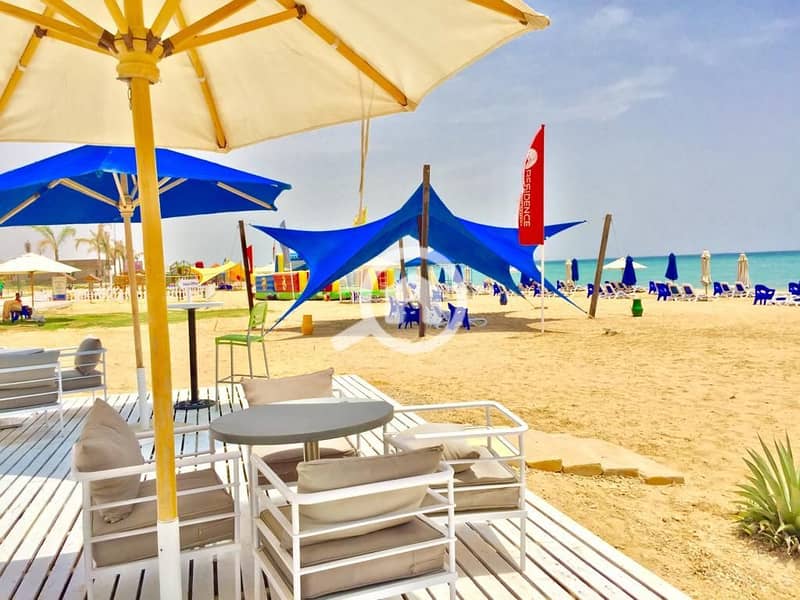 16 5370bf89-bc34-4c26-8b57-1deaf48d2b71. jpg