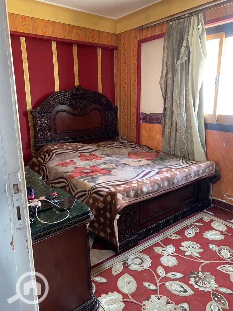 10 cb070be0-4a81-4889-8c53-b1d766c73ff8. jpg