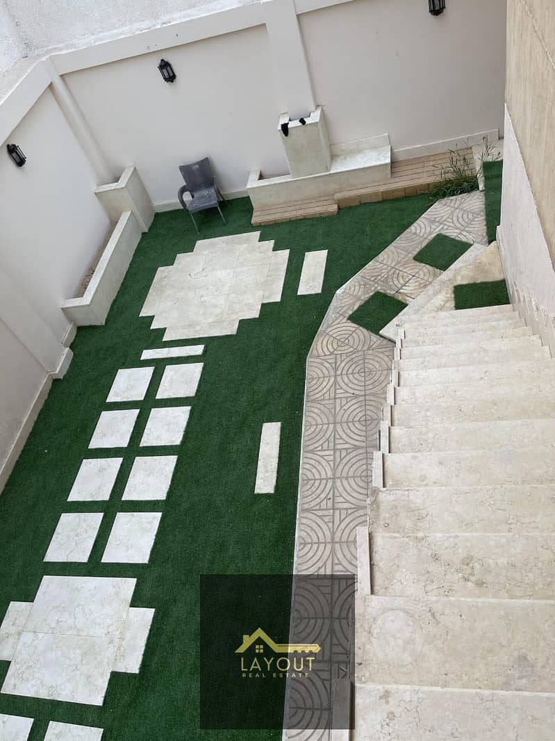 2 d15e16c9-812e-4a1e-a4c8-88587464301f. jpg