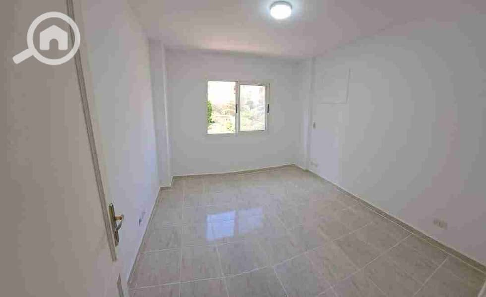 5 FB_IMG_1759590127922. jpg