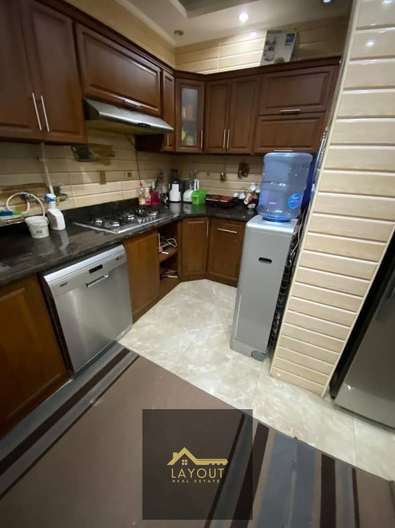 14 1cdeaf04-9e0e-422c-b7e8-da392f554468. jpg