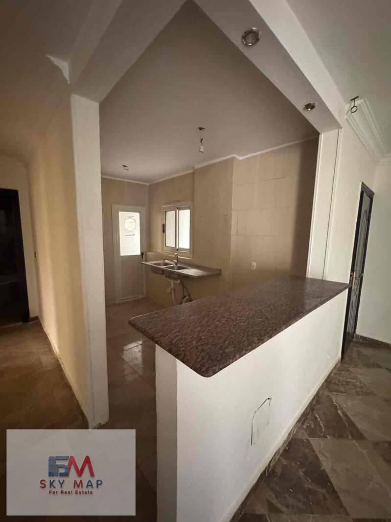 18 0f278411-1a44-4616-9efe-9d7a65174b1a. jpg