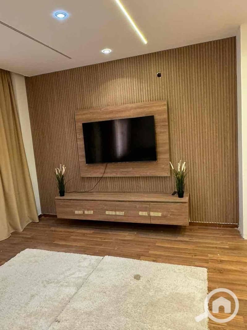 4 94b996fc-a895-42b0-be43-99d1356be672. jpg