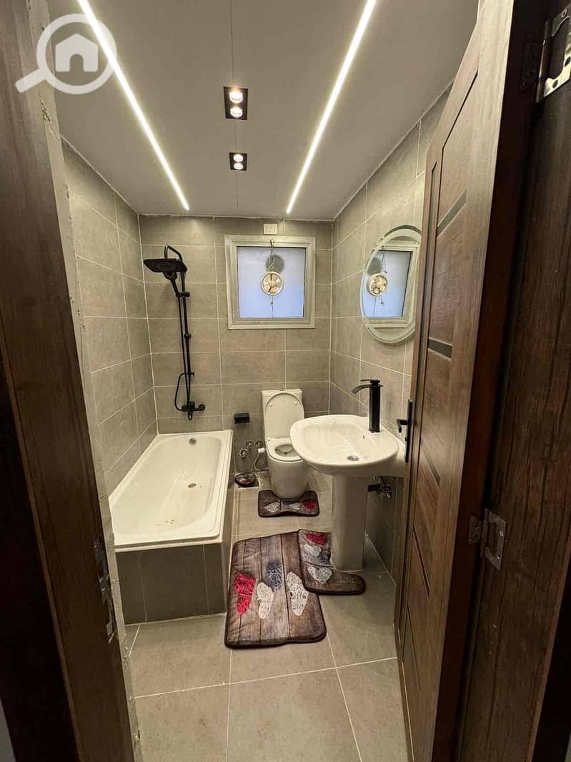 17 8c8cd371-6cdc-46f5-a9f4-493e9a740e03. jpg