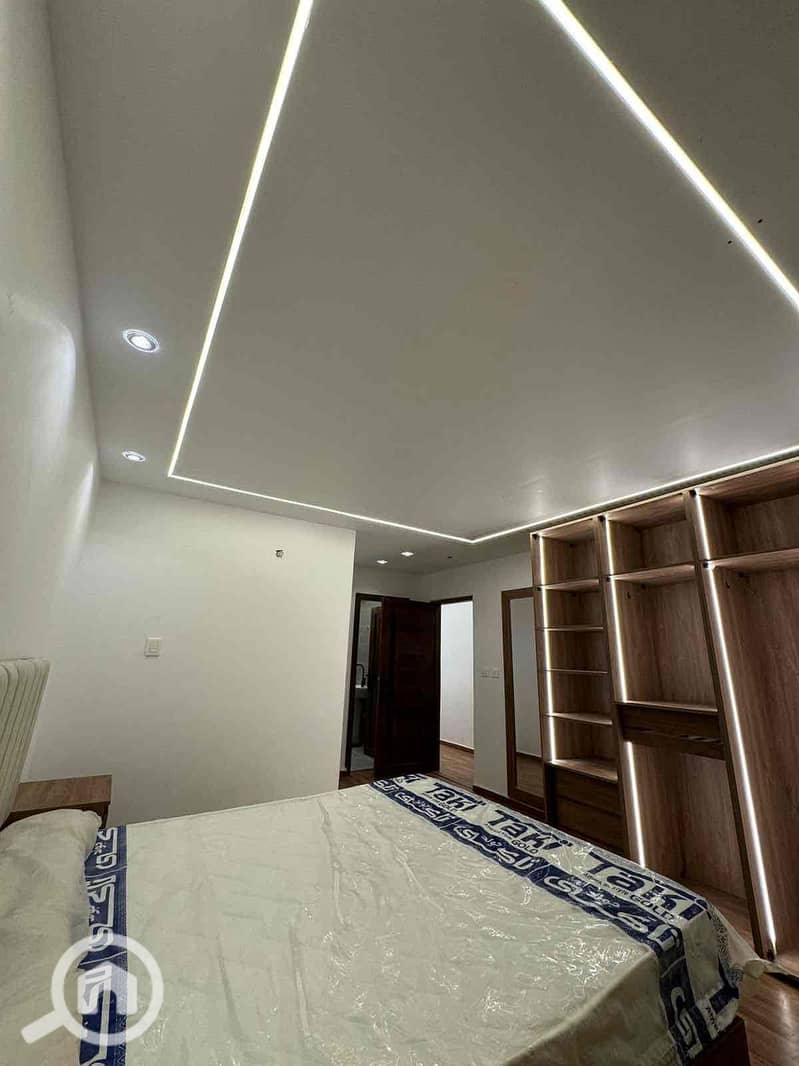 21 3fb33e27-d260-437a-b63c-79206bb79082. jpg