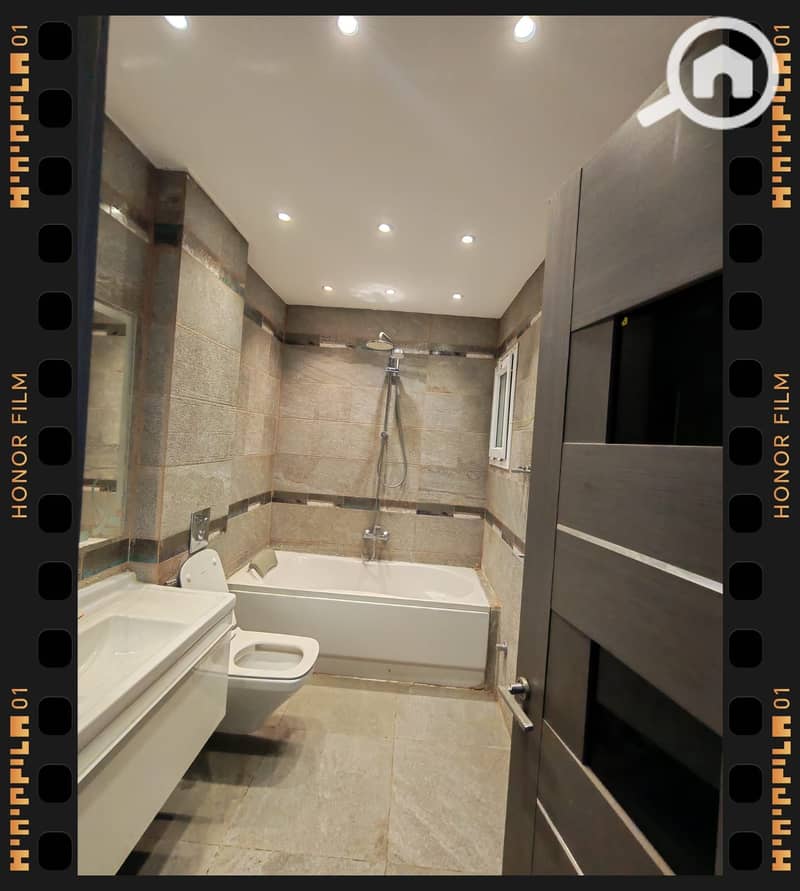 3 03cc5696-356b-406c-93eb-e25f75b94d15. jpeg